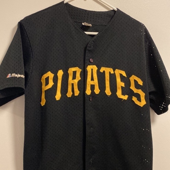 90’s vintage majestic Pirates baseball jersey - Picture 2 of 8